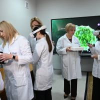 virtual reality headset